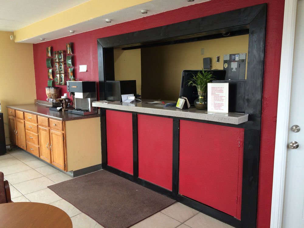 Hutchinson Inn Luaran gambar